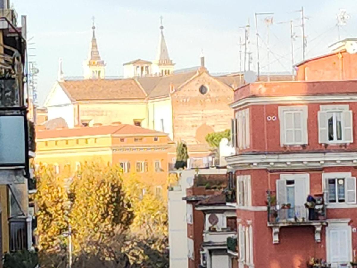 Casa Su Colosseo San Giovanni Roma Exterior foto